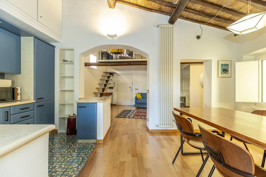 Apartament Monti - Stunning Loft In The Heart Of Rome'S Monti Zewnętrze zdjęcie